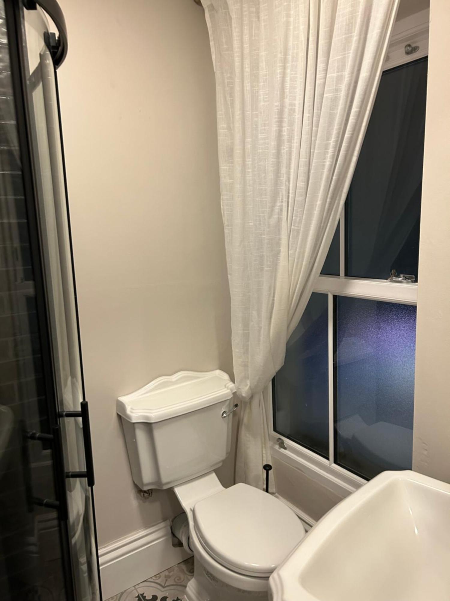 דירות קורק Patrick Street Townhouse מראה חיצוני תמונה