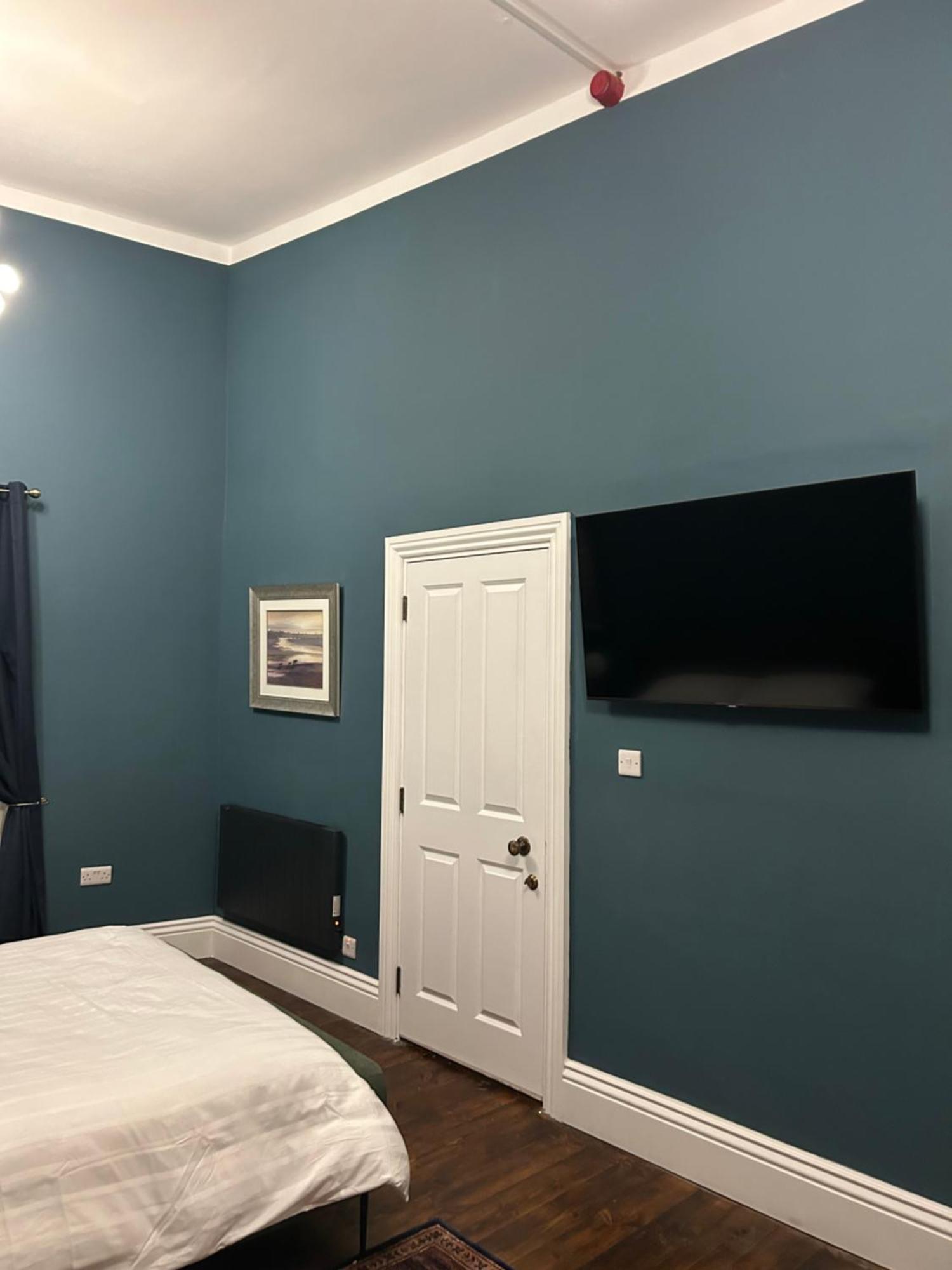 דירות קורק Patrick Street Townhouse מראה חיצוני תמונה